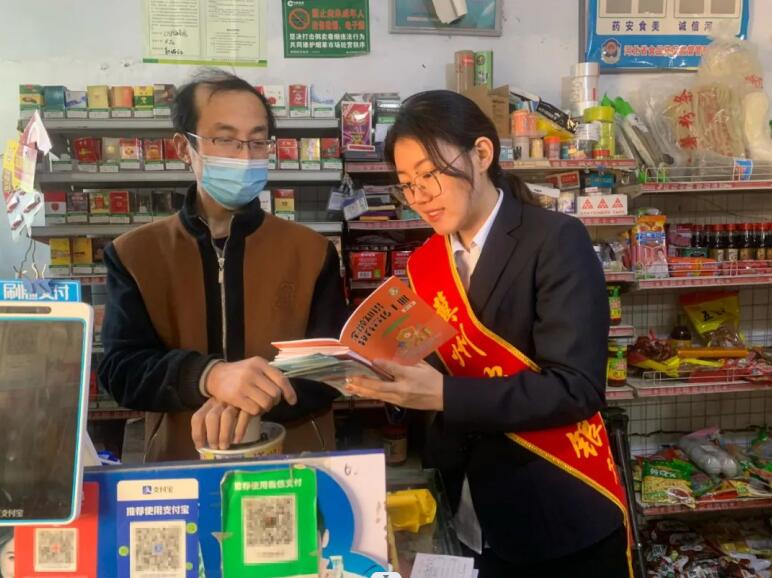 冀州农商银行开展“3・15”消费者权益保护教育宣传活动